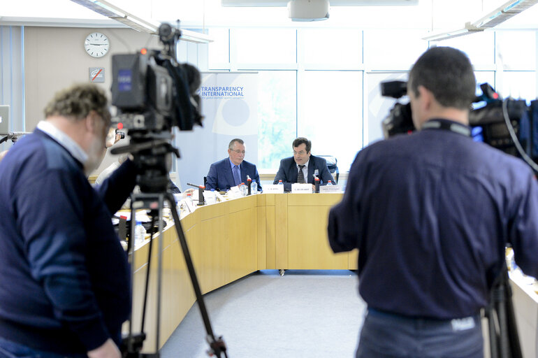 Foto 8: Meeting on Corruption in the EU : How corrupt is Europe