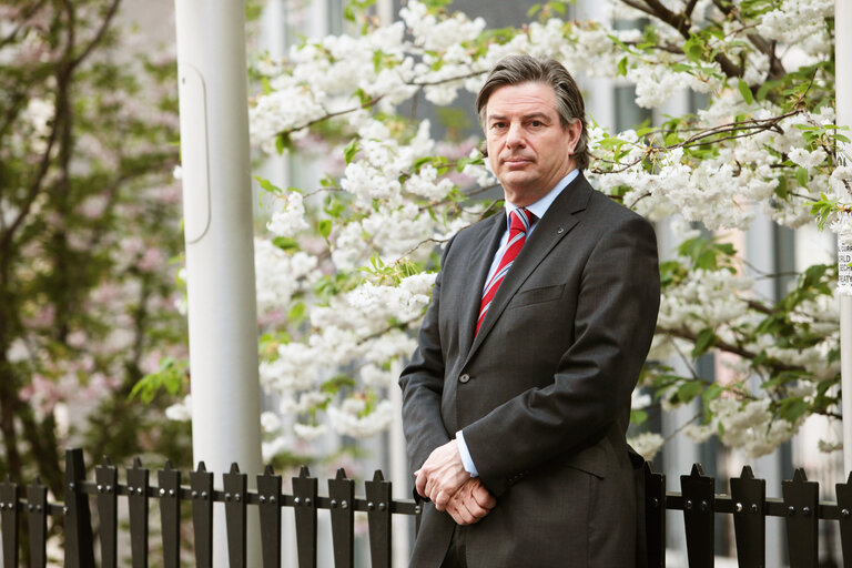 Fotografia 6: MEP Toine MANDERS in Brussels