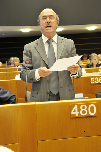 Armando FRANCA in plenary session in Brussels.