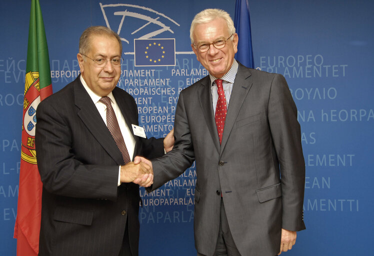 Fotografija 3: EP President meets with the President of the National Assembly of Portugal.