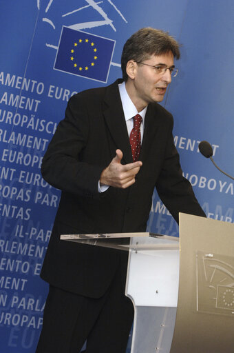 Photo 17: Press conference by Leonard ORBAN, Romanian Commissioner-designate for the portfolio of Multilingualism, after his hearing by the CULT committee in participation with the AFCO committee