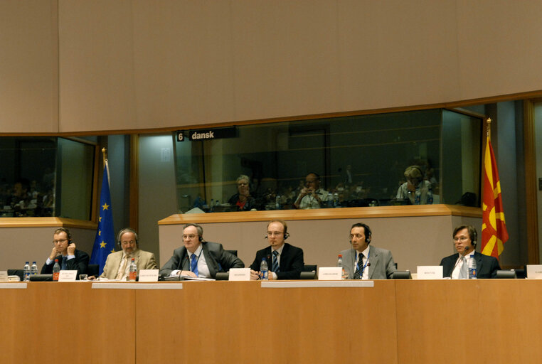 Φωτογραφία 2: AFET Committee meeting in Brussels - Exchange of views with Foreign Affairs Minister of the FYROM, Former Yugoslavian Republic of Macedonia