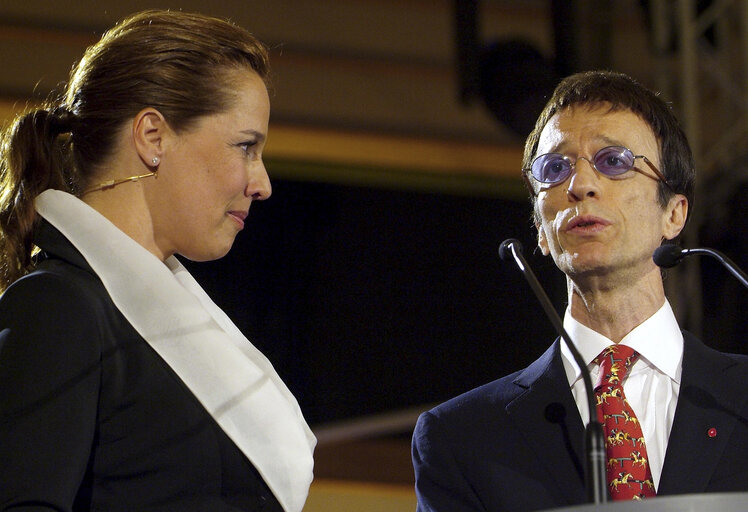 Fotografie 33: 2007 - Energy Globe Award ceremony at the EP in Brussels.