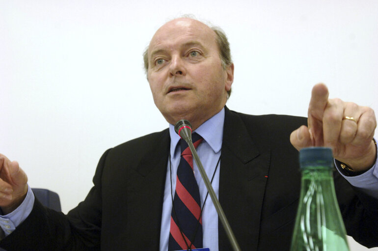 Photo 4: Jacques TOUBON in a meeting at the EP in Brussels.