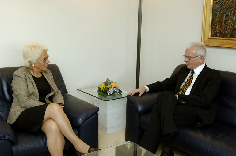 EP President meets with the Chief Prosecutor of the International Criminal Tribunal for the Former Yugoslavia ICTY.