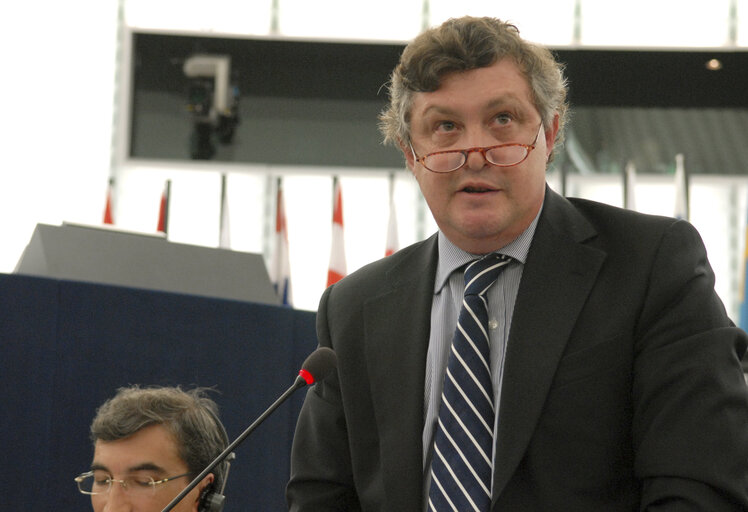 Photo 6: The State Secretary for European Affairs of Portugal in plenary session of the EP in Strasbourg.