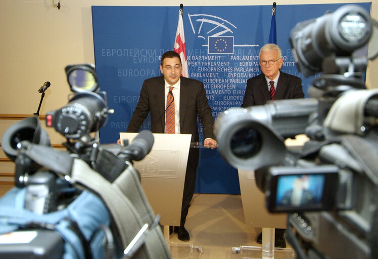 Suriet 1: EP President meets with Vladimir Gurgenidze, Prime Minister of Georgia, in Brussels