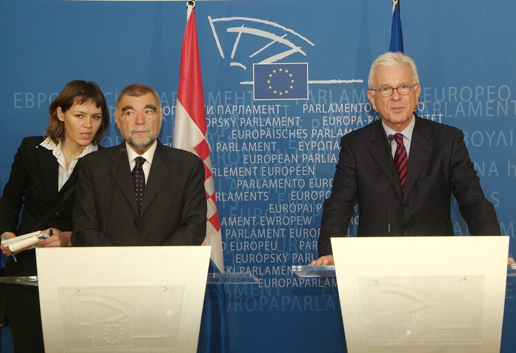 Fotografia 6: EP President meets with President of Croatia, in Brussels