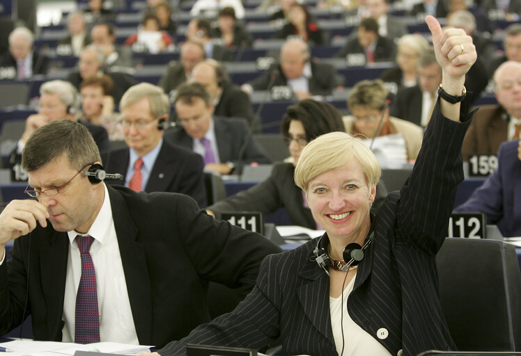 Fotografia 5: MEP Maria MARTENS attends a plenary session in Strasbourg