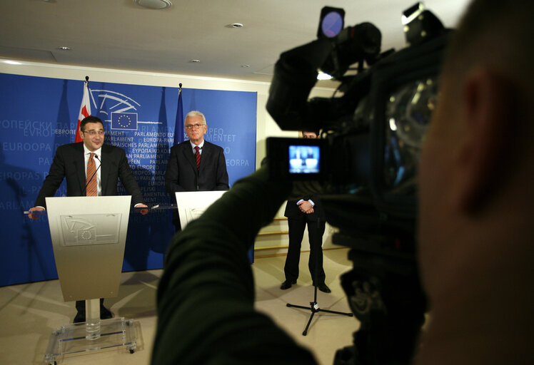 Suriet 3: EP President meets with Vladimir Gurgenidze, Prime Minister of Georgia, in Brussels