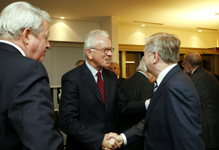 Fotografija 6: EP President meets with Charlemagne Prize Foundation representatives and former Charlemagne Prize laureates in Brussels