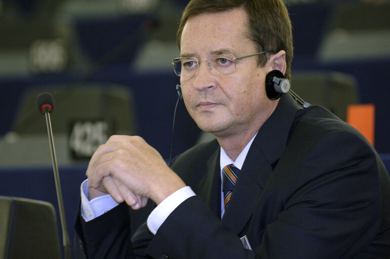 Foto 1: MEP Milan GALA attends a plenary session in Strasbourg