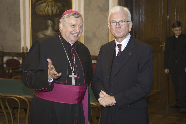 Fotagrafa 2: EP President and Conference of Presidents pay on an official visit to Slovenia - Meeting with the Archbishop and Metropolitan Msgr. Alojz Uran