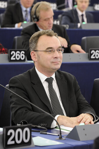 Fotagrafa 8: Filip KACZMAREK during votes at the plenary session in Strasbourg