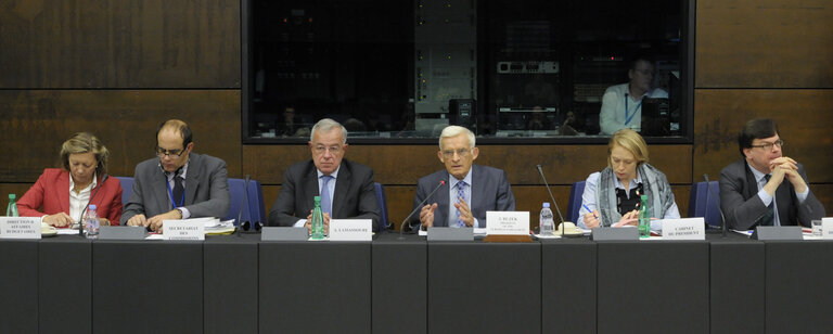 EP President meets with establishing the MEP Contact Group on the Multiannual Financial Framework