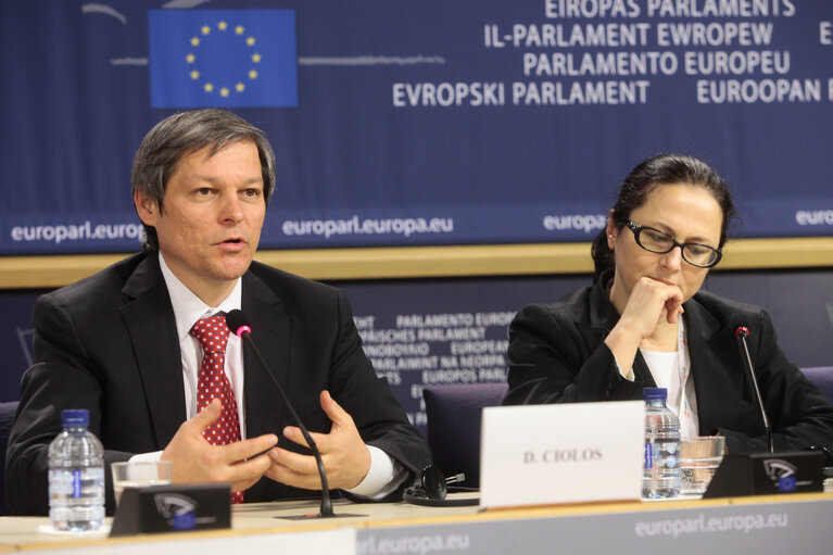 Φωτογραφία 18: AGRI Committee press conference on the CAP reform post 2013