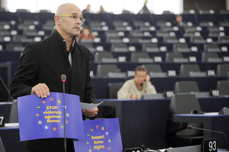 Foto 25: Plenary session in Strasbourg, week 46 - Situation of the Roma in Member States