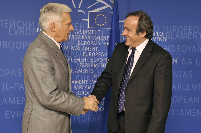 Photo 13 : EP President meets with UEFA President Michel PLATINI