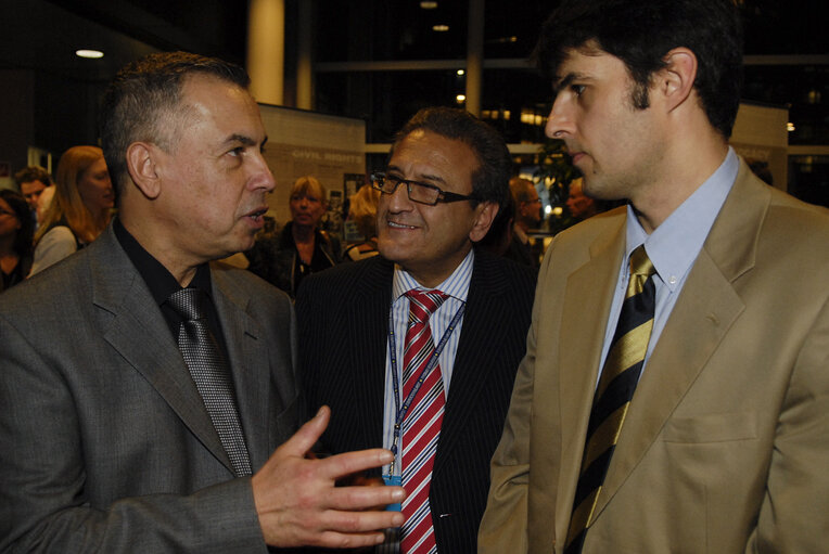 Billede 4: Fair chances for both men and women  Women’s rights/Equal opportunities