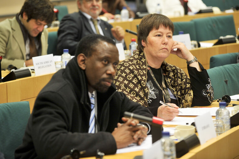 Photo 5 : EU - South Africa Meeting.