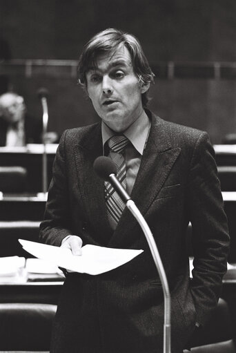 Zdjęcie 3: Pieter DANKERT MEP during a session in October 1978.