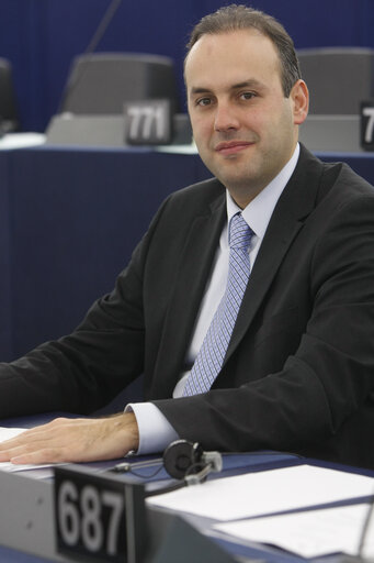 Fotografia 6: MEP Georgios PAPANIKOLAOU in Plenary Session