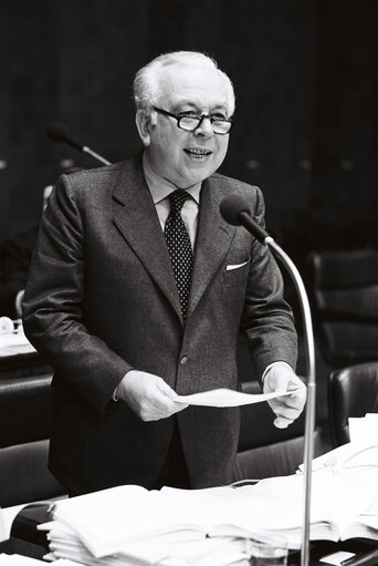 Fotografi 2: The delegue Camillo RIPAMONTI during a session in Strasbourg in October 1978.