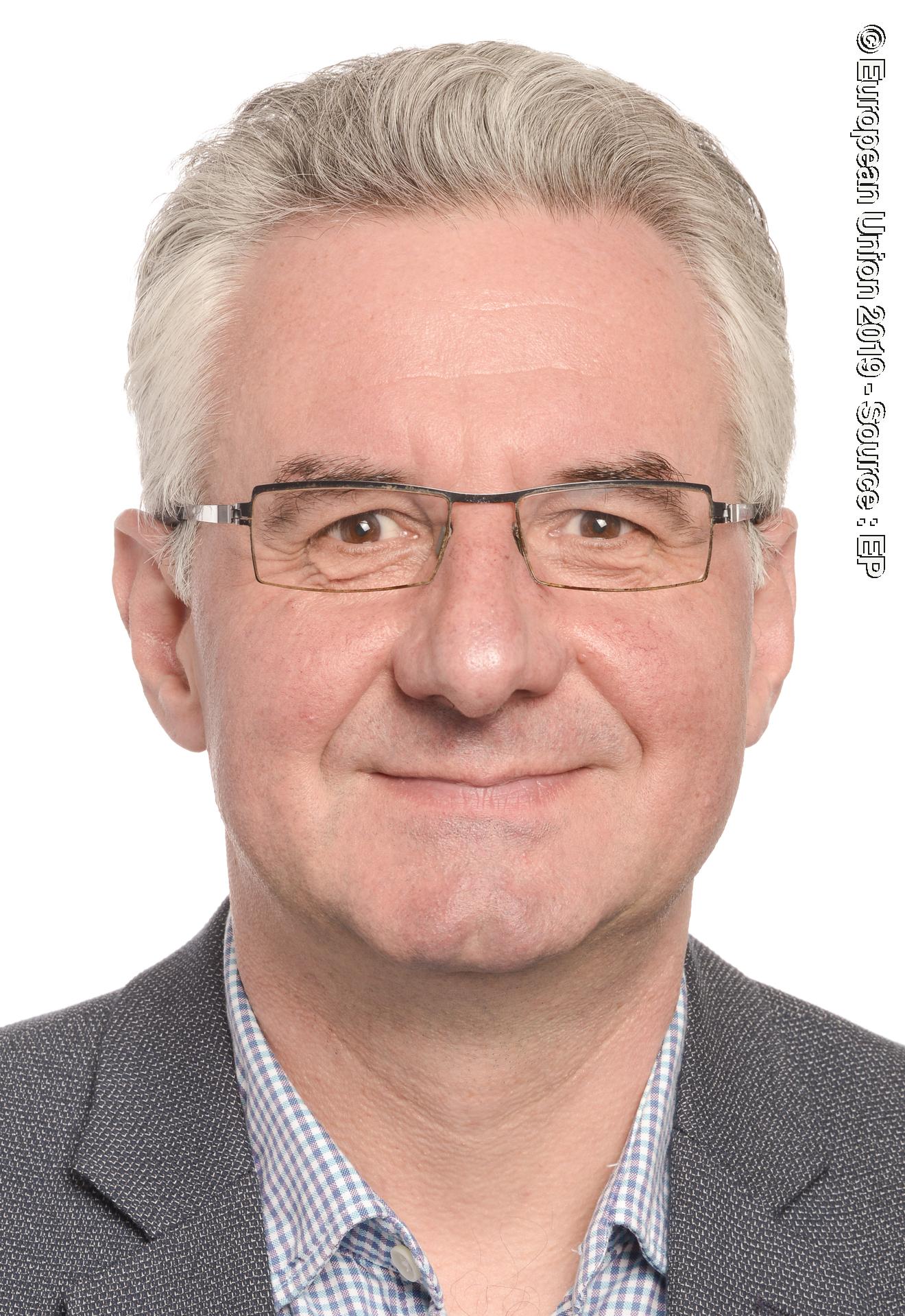Photo 6: Jan ZAHRADIL official portrait - 9th Parliamentary term -