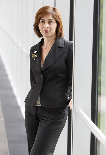 Portrait of MEP Monica GIUNTINI