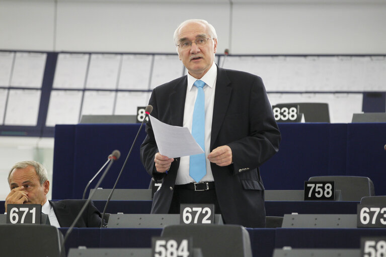 Billede 41: MEPs during plenary session in Strasbourg, week 39