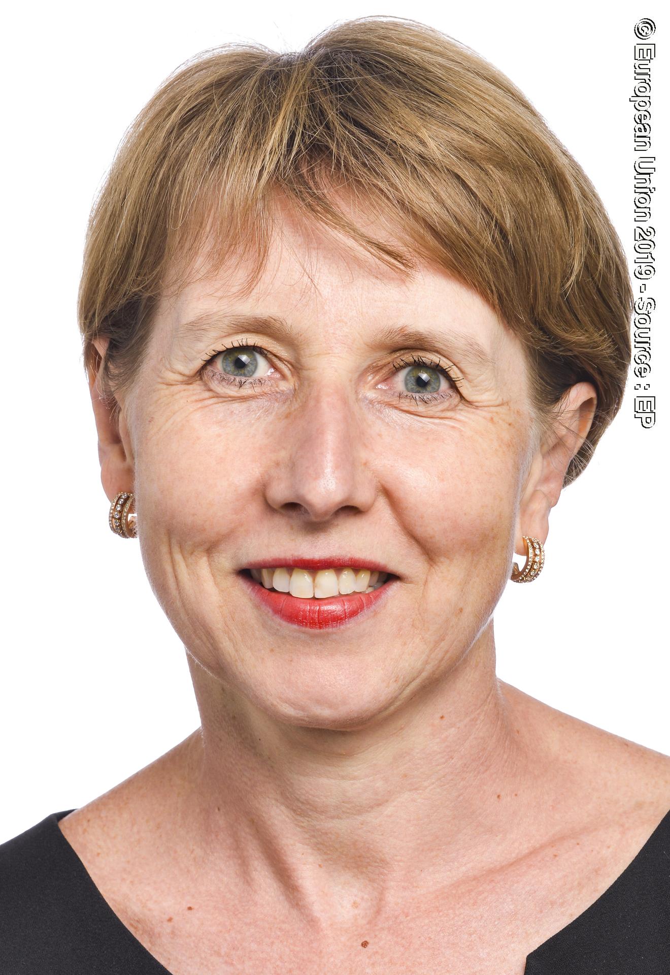 Photo 2: Anne SANDER official portrait - 9th Parliamentary term