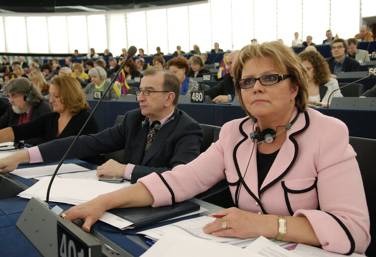 Foto 4: Siiri OVIIR MEP in plenary session in Strasbourg.