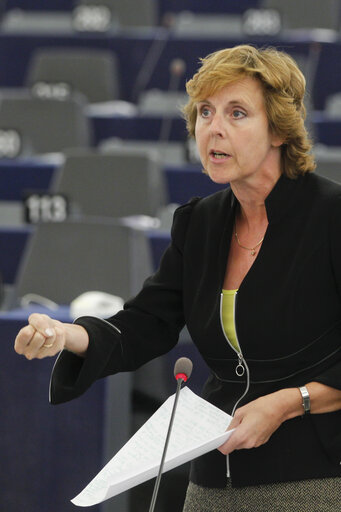 Billede 33: MEPs during plenary session in Strasbourg, week 39