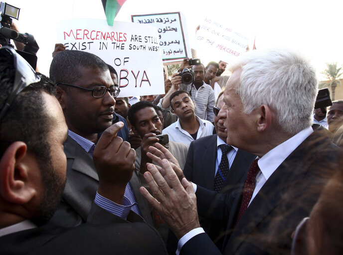 Fotografie 37: Official visit to Libya - meetings with representatives of the National Transitional Council and representatives of the internationnal community.