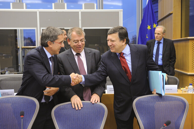 Photo 20 : Conference of Committee Chairs with the College of Commissioners