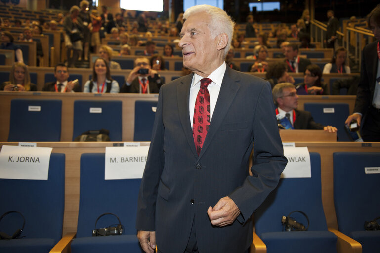 Fotografia 37: Single Market Forum - Together fot new growth.