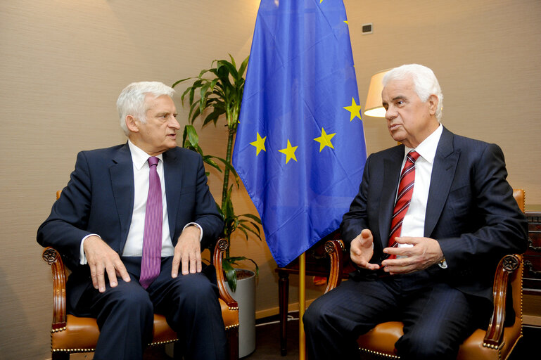 Photo 1 : EP President meets with the leader of the Turkish Cypriot Community