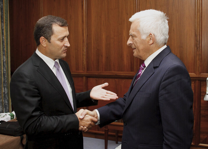 Photo 13: European Parliament President Jerzy Buzek /L/ meeting with Vladimir Filat, Prime Minister of the Republik of Moldova during the meeting of the EPP Group Bureau in Wroclaw