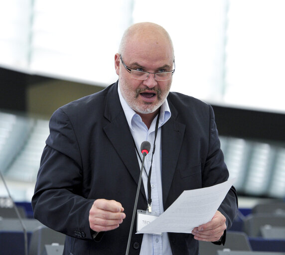 Fotó 28: Hemicycle during the Plenary Session in Strasbourg - Week 27 - Scheme for food distribution to the most deprived persons in the Union