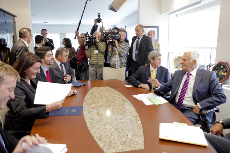 Fotografija 13: EP President  meets with the President of Kosovo