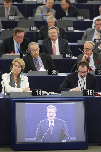 Fotografie 4: Solemn session during the official visit by Bronislaw Komorowski, President of the Republic of Poland, to the European Parliament in Strasbourg