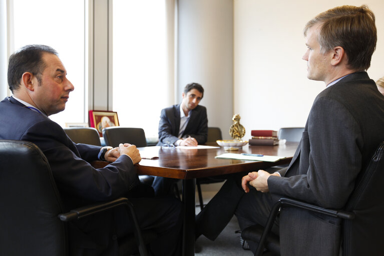 Foto 1: EP Vice President Gianni PITTELLA meets with Danish Ambassador Jonas Bering LIISBERG