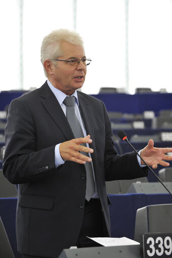 Foto 6: Mep at the Plenary Session in Strasbourg, week 37