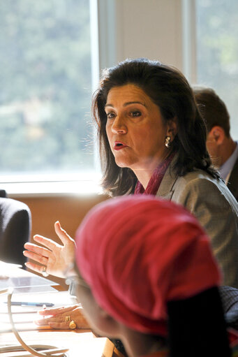 Foto 12: Study visit of female MPs from Burundi to the European Parliament