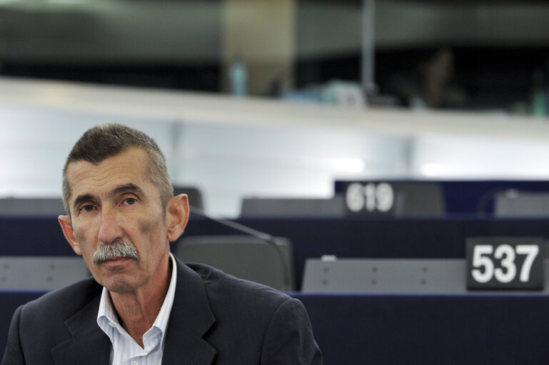 Foto 40: Mep at the Plenary Session in Strasbourg, week 37