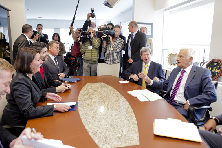 Fotografija 15: EP President  meets with the President of Kosovo