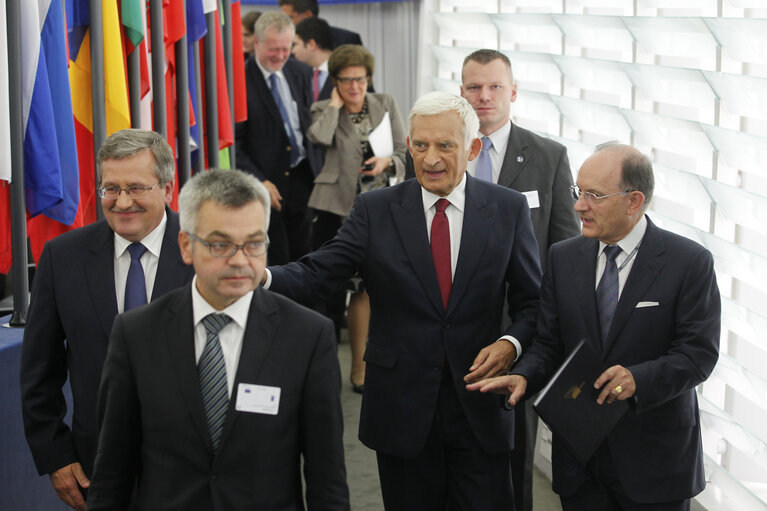 Fotografia 2: Solemn session during the official visit by Bronislaw Komorowski, President of the Republic of Poland, to the European Parliament in Strasbourg