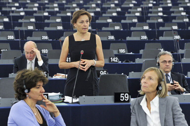 Valokuva 14: Hemicycle during the Plenary Session in Strasbourg - Week 27 - Scheme for food distribution to the most deprived persons in the Union