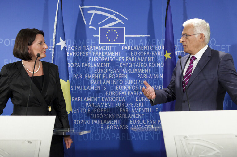 Fotografija 4: EP President  meets with the President of Kosovo