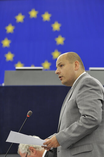 Foto 13: Secretary of State for European affairs and economic policy at the Plenary Session in Strasbourg, week 37